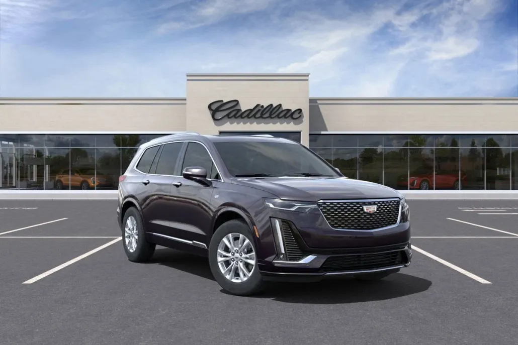 2025 Cadillac XT6 Luxury photo 1