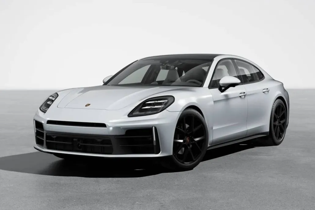 2026 Porsche Panamera 4 photo 1