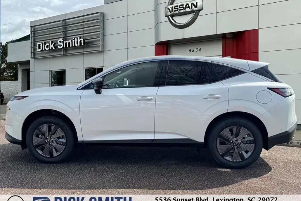 2025 Nissan Murano SL photo 1