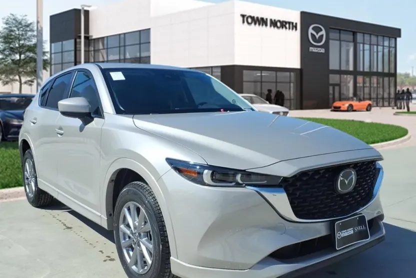 2025 Mazda CX-5 2.5 S Preferred photo 1