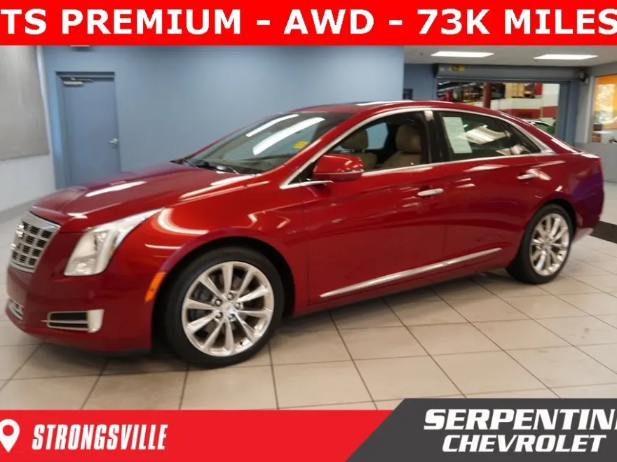 2013 Cadillac XTS Premium photo 1
