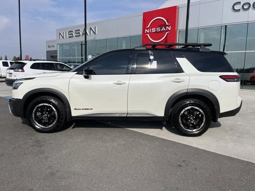 2023 Nissan Pathfinder Rock Creek photo 1