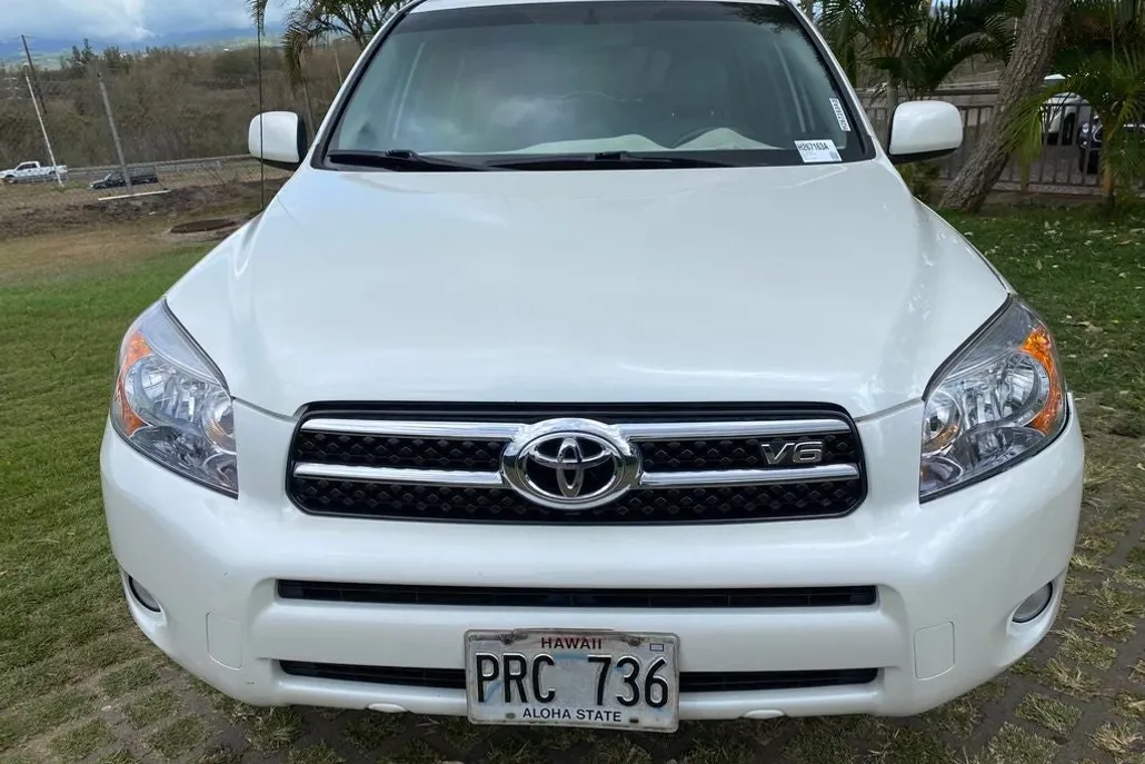 2007 Toyota RAV4 Limited photo 1