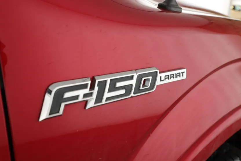 2012 Ford F-150 Lariat photo 1