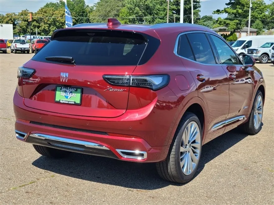 2024 Buick Envision Avenir photo 1