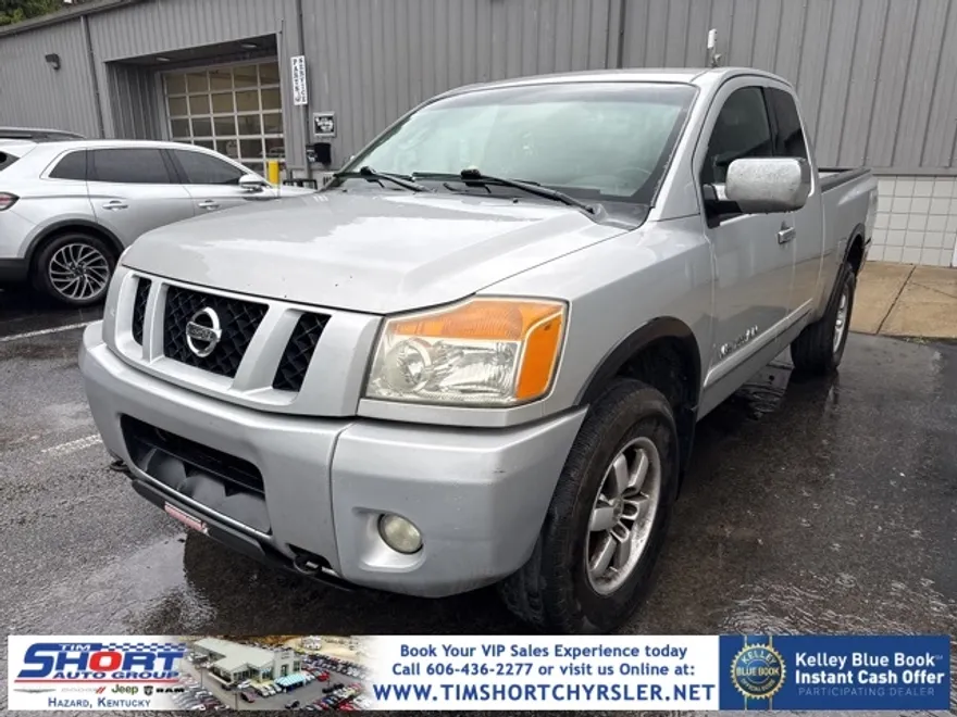 2008 Nissan Titan PRO-4X photo 1