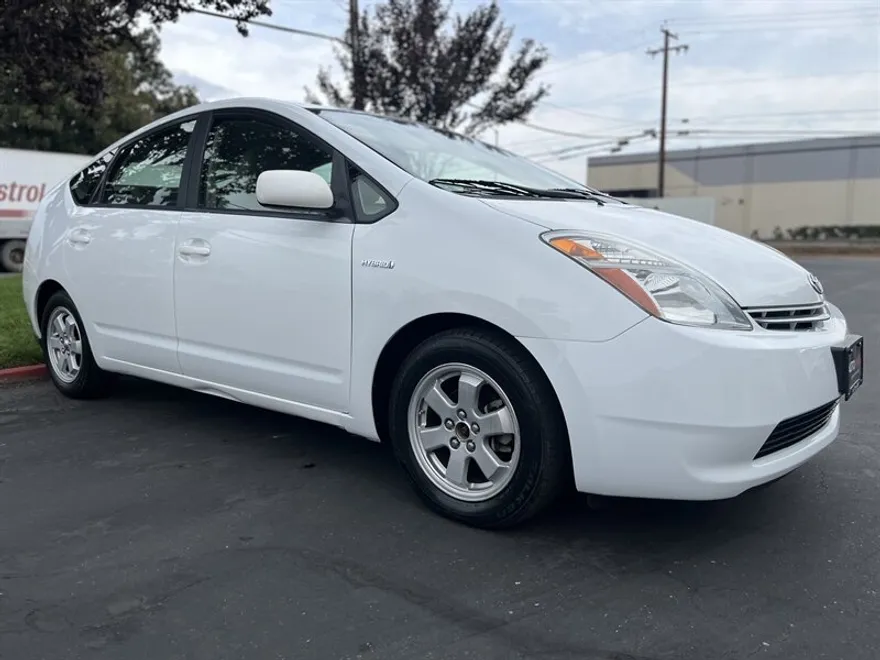 2009 Toyota Prius Base photo 1