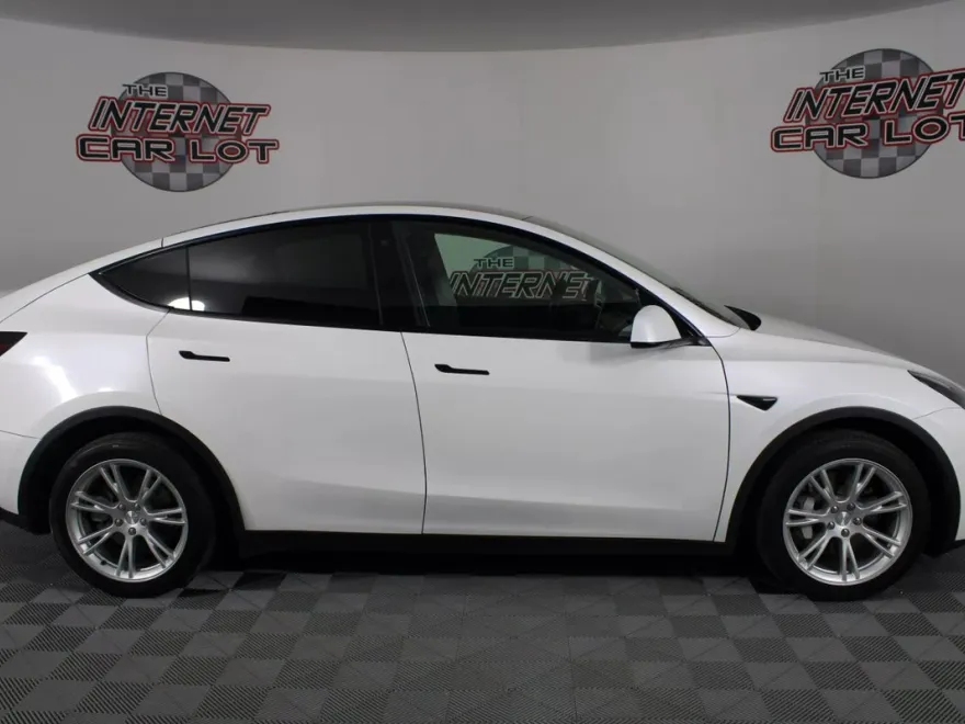 2020 Tesla Model Y Long Range photo 7