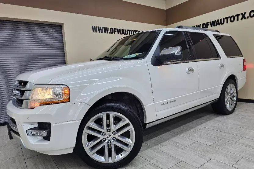 2015 Ford Expedition Platinum photo 1