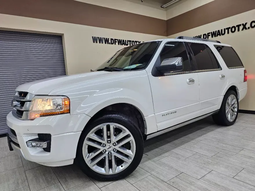 2015 Ford Expedition Platinum photo 1