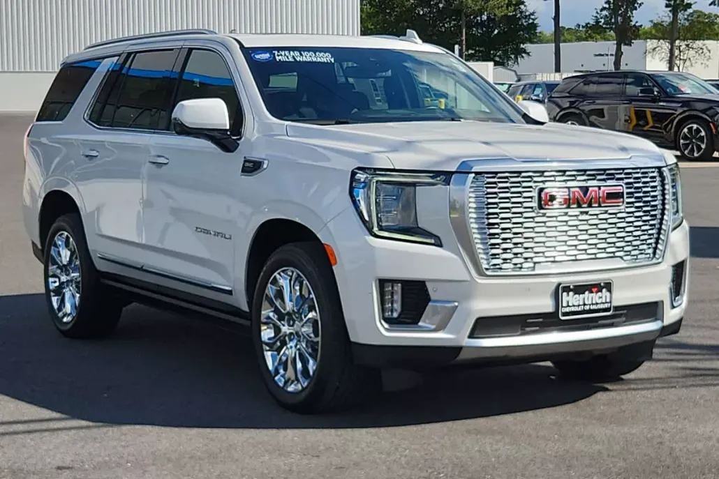 2023 Gmc Yukon Denali photo 1