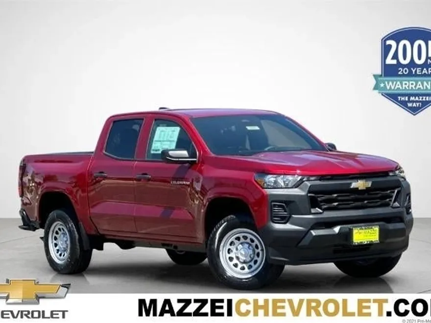 2025 Chevrolet Colorado LT photo 1