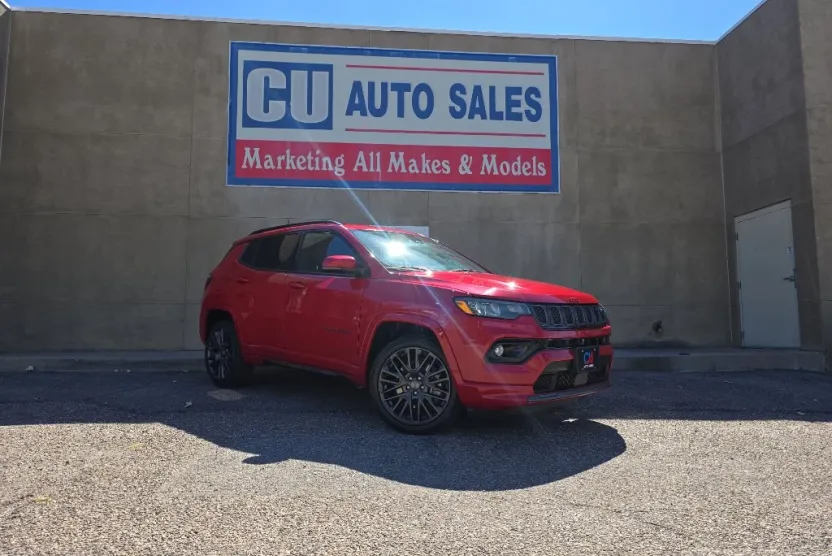 2023 Jeep Compass Limited photo 1