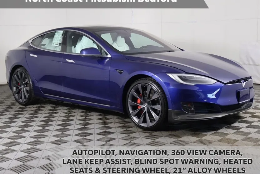 2019 Tesla Model S Performance photo 1