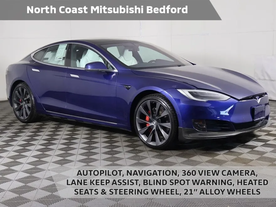 2019 Tesla Model S Performance photo 1