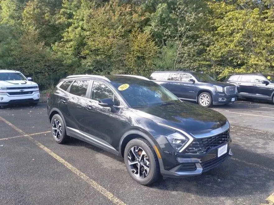 2023 Kia Sportage EX photo 1