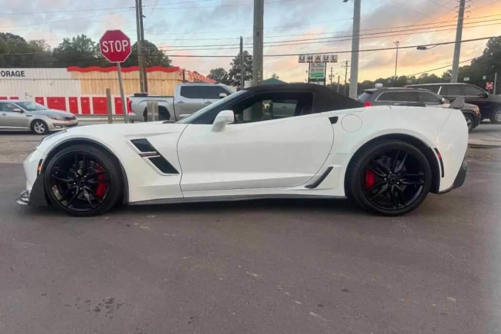 2019 Chevrolet Corvette Grand Sport Convertible 1LT photo 1