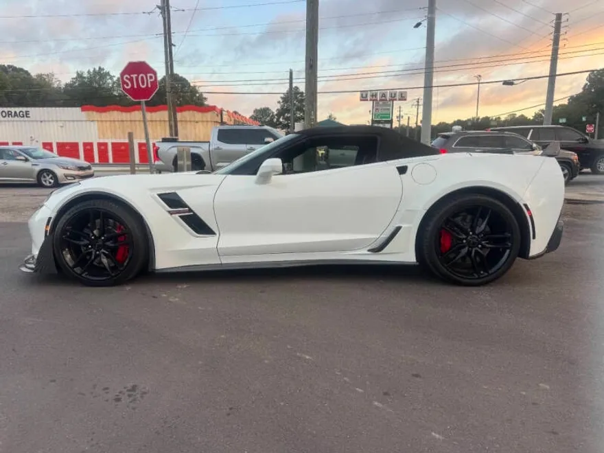 2019 Chevrolet Corvette Grand Sport Convertible 1LT photo 1
