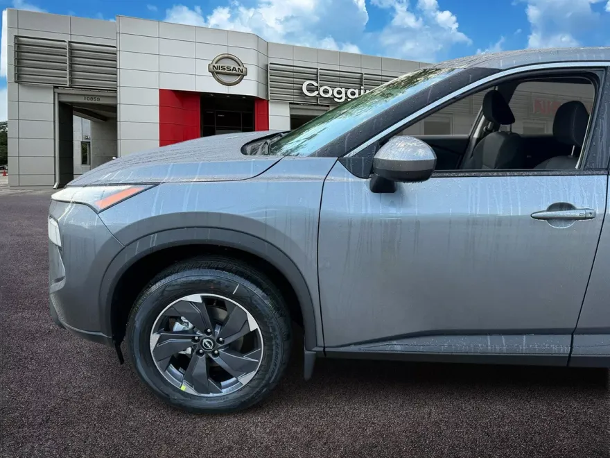 2026 Nissan Rogue SV photo 1