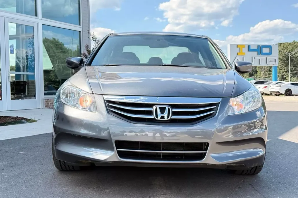 2011 Honda Accord LX photo 1