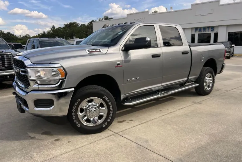 2022 Ram 2500 Tradesman photo 1