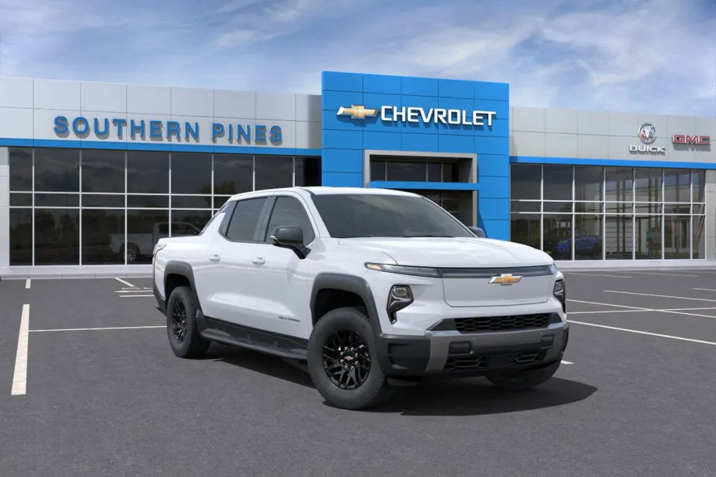 2025 Chevrolet Silverado LT photo 1