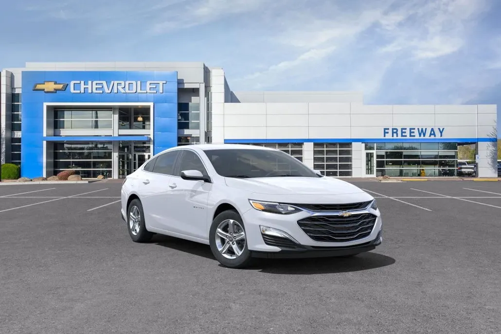 2025 Chevrolet Malibu LS photo 1