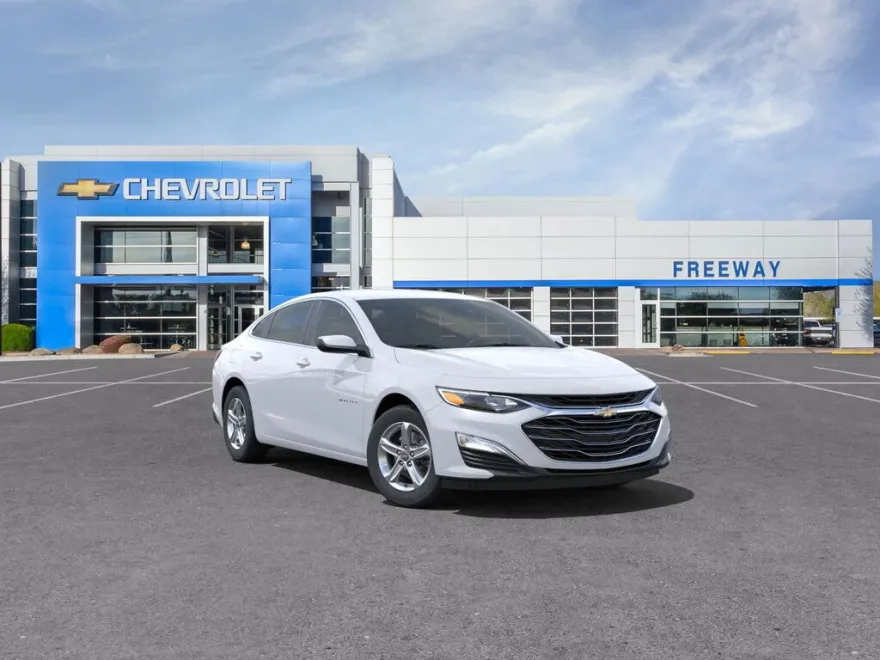 2025 Chevrolet Malibu LS photo 1