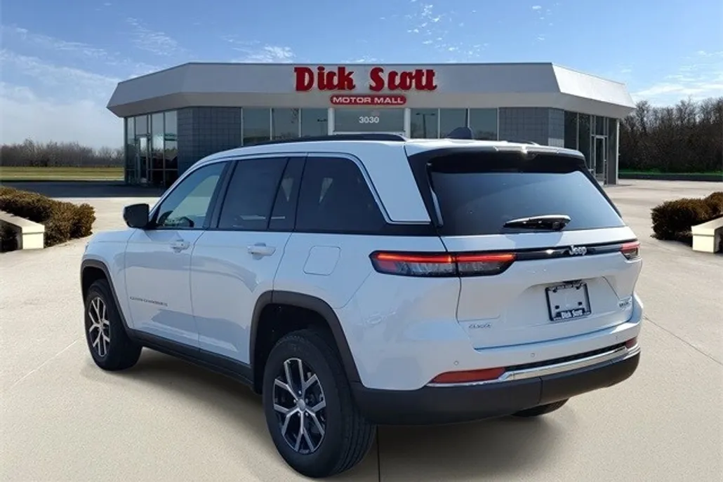 2025 Jeep Grand Cherokee Limited photo 1