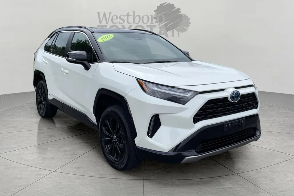 2022 Toyota RAV4 XSE photo 1