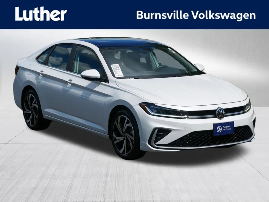 2025 Volkswagen Jetta SEL photo 1