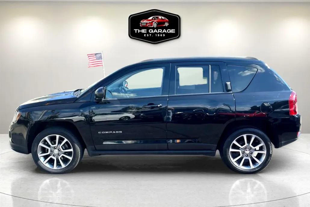 2016 Jeep Compass Sport photo 1
