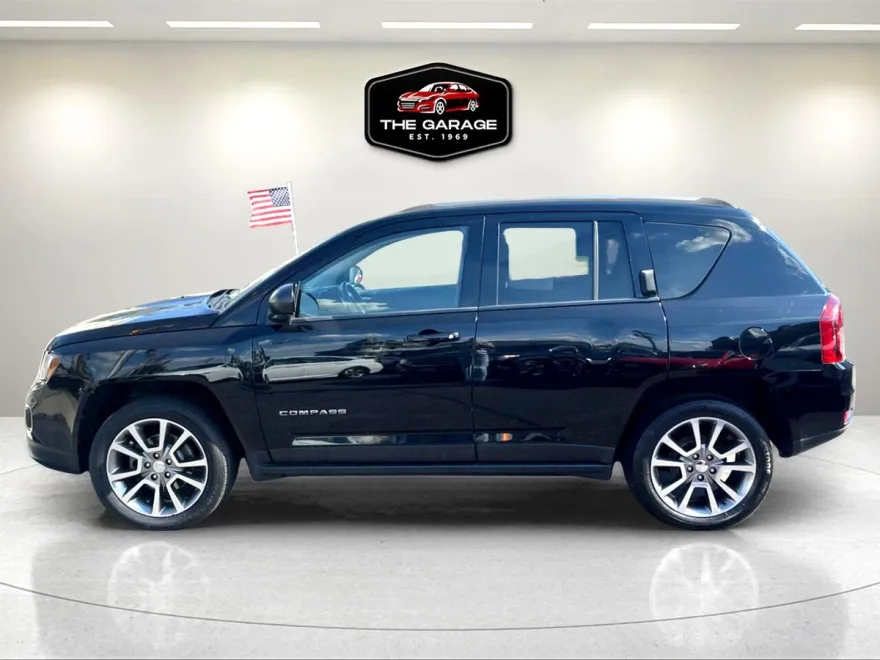 2016 Jeep Compass Sport photo 1