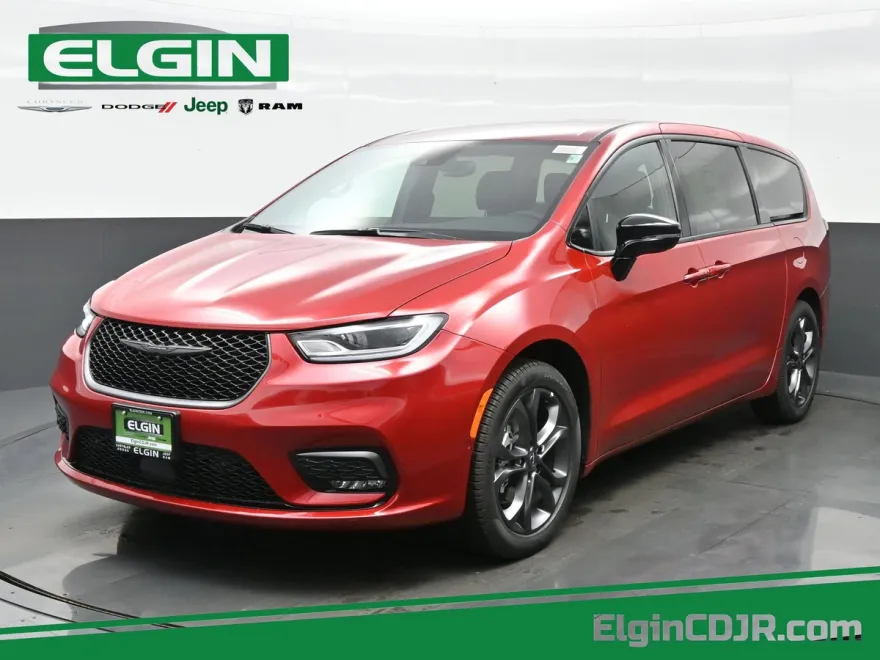 2026 Chrysler Pacifica photo 1