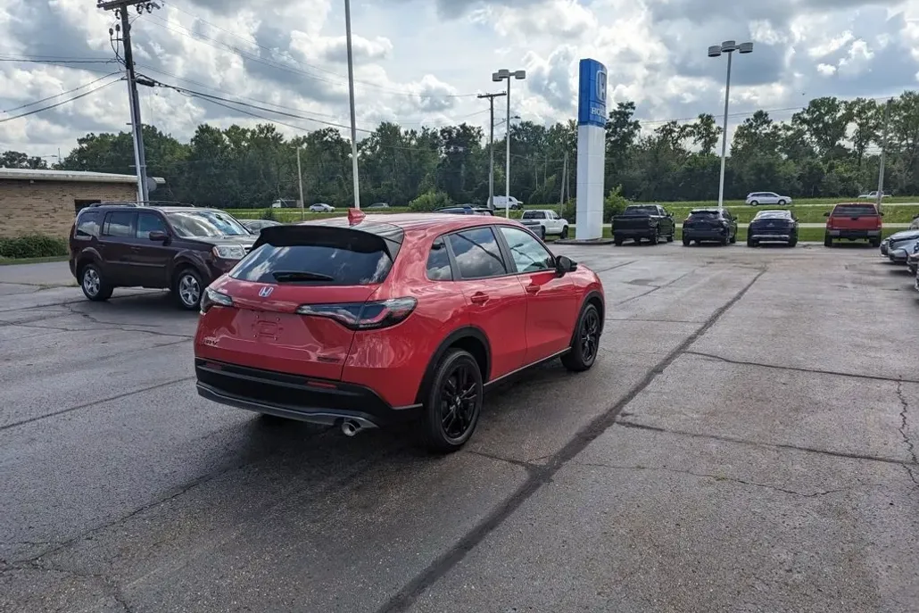 2026 Honda HR-V Sport photo 1