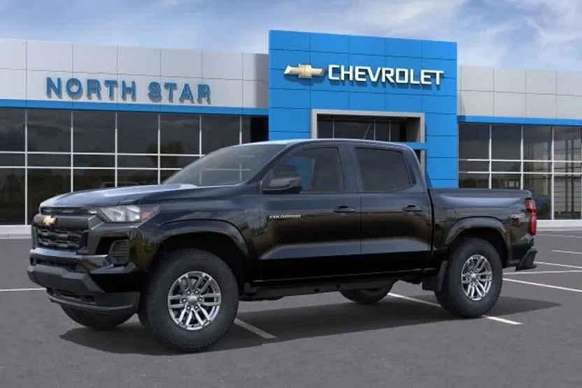 2025 Chevrolet Colorado Work Truck LT photo 1