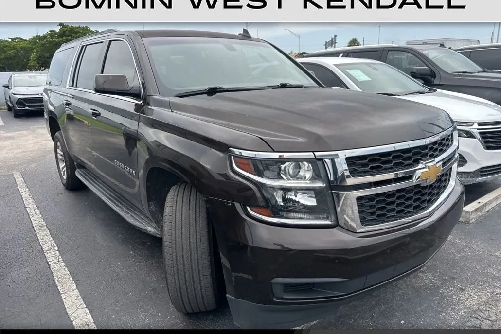 2018 Chevrolet Suburban LS photo 1