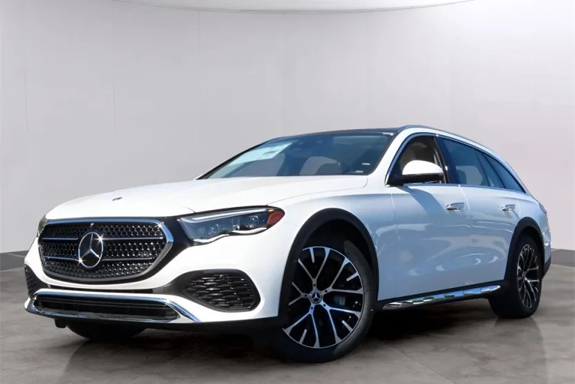 2025 Mercedes Benz E 450 4MATIC All-Terrain photo 1