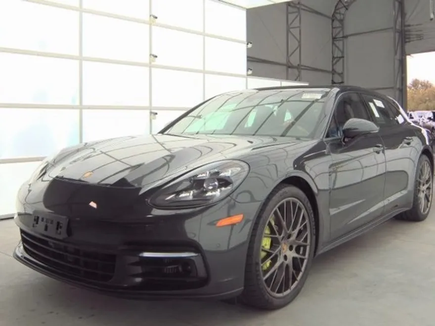 2018 Porsche Panamera E-Hybrid Sport Turismo 4 photo 1