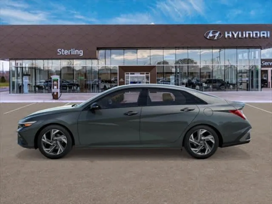 2025 Hyundai Elantra SEL Sport photo 1