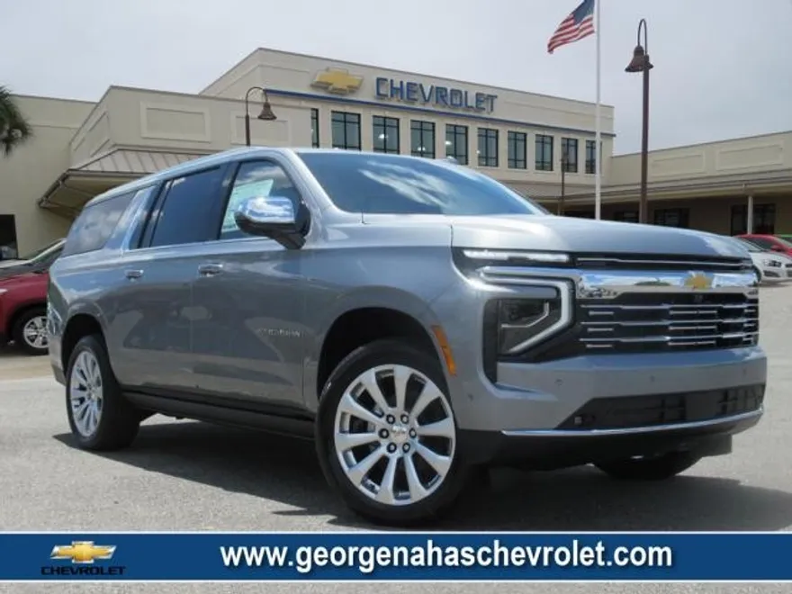 2025 Chevrolet Suburban Premier photo 1