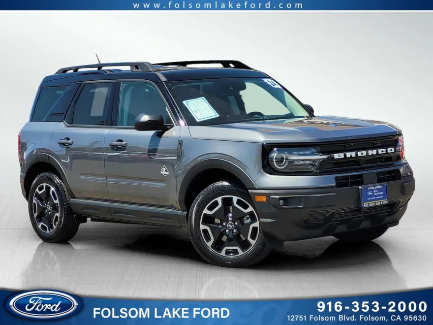 2024 Ford Bronco Sport Outer Banks photo 1