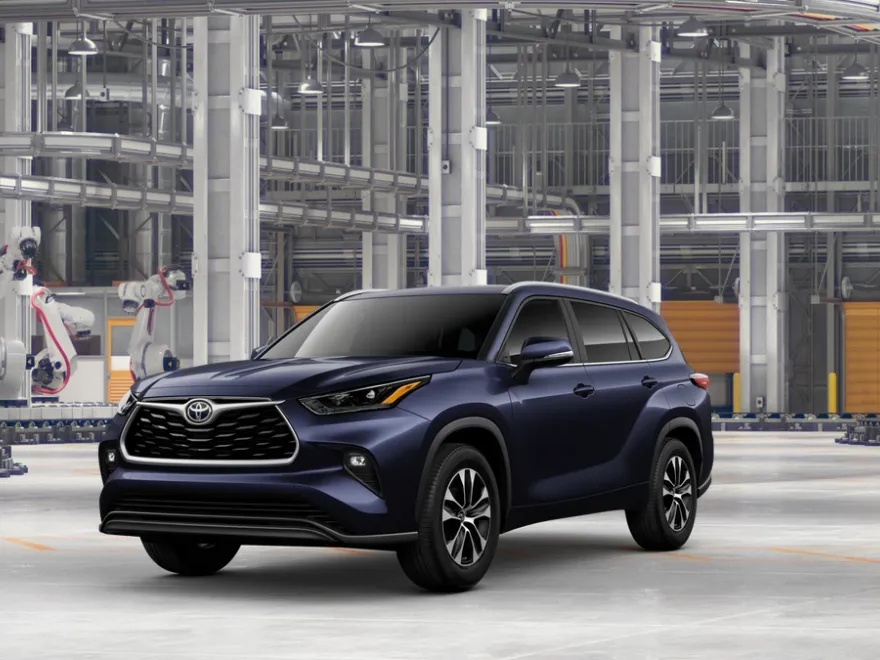 2025 Toyota Highlander XLE photo 1