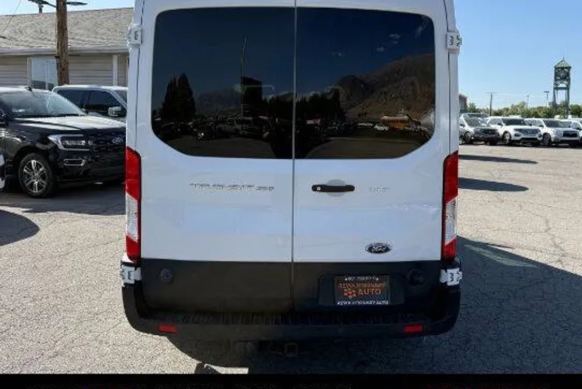 2019 Ford Transit XLT photo 1