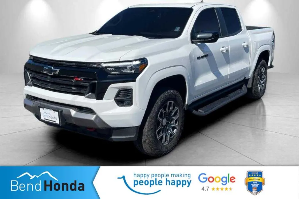 2023 Chevrolet Colorado Z71 photo 1