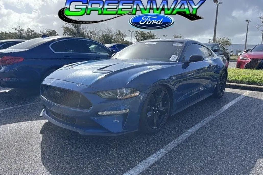 2022 Ford Mustang GT photo 1
