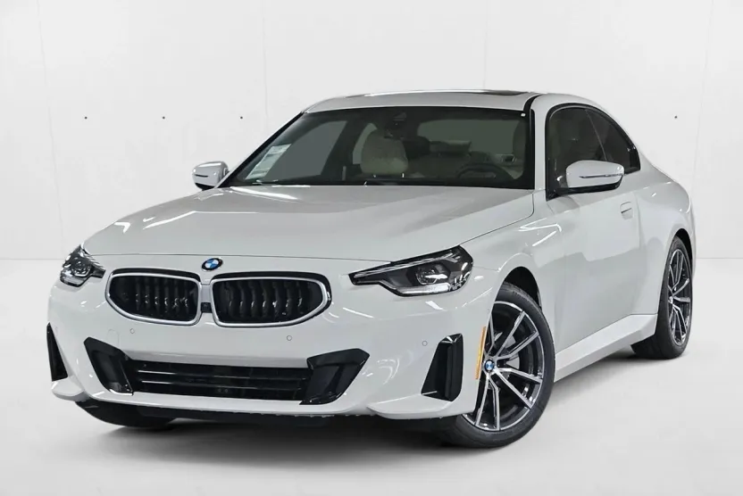 2025 Bmw 230i photo 1