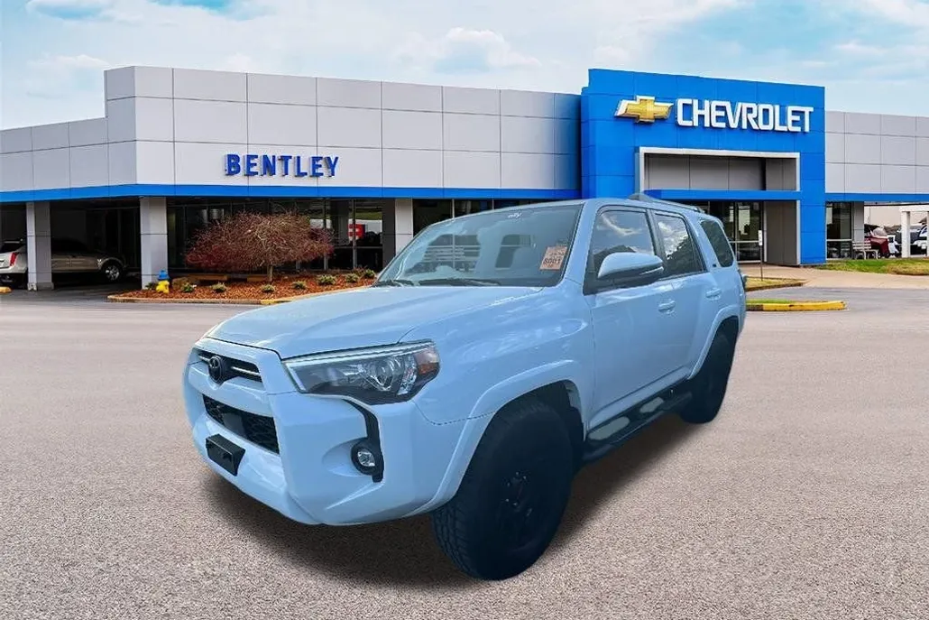 2023 Toyota 4Runner SR5 Premium photo 1