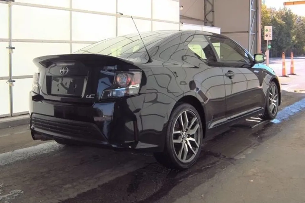 2014 Scion tC photo 1