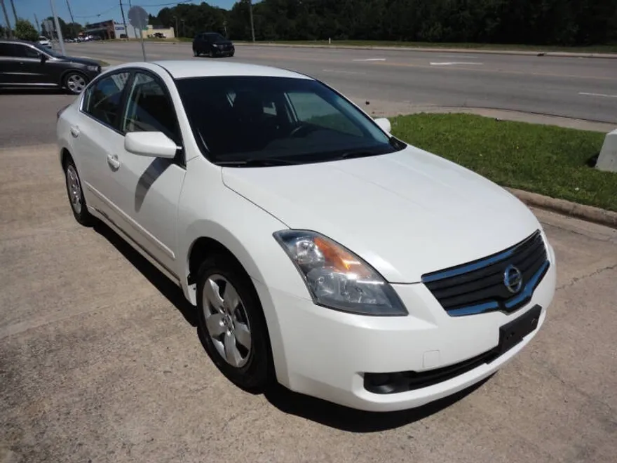 2008 Nissan Altima 2.5 S photo 1